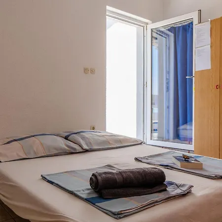 Ivancevic Apartament Vir